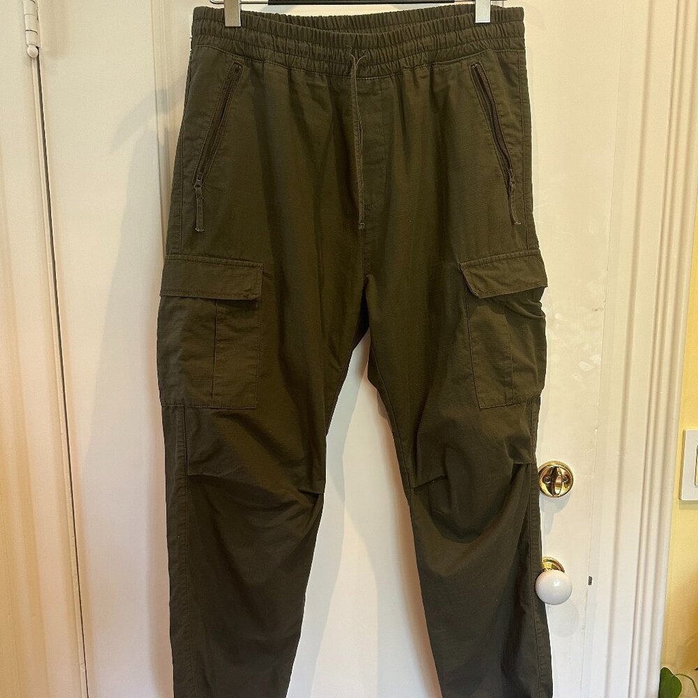 Carhartt Cargo Joggers in Forest Green